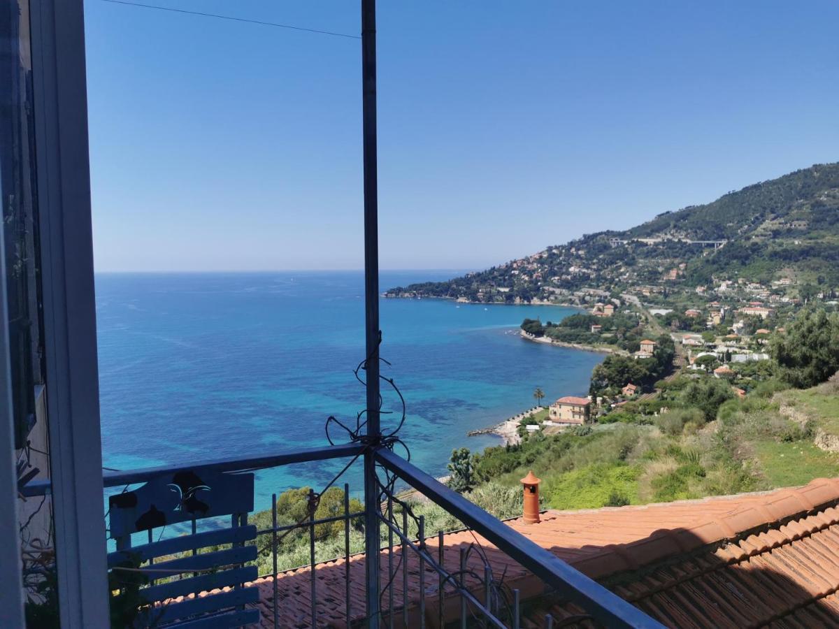Romantic Casa Lorenzina Affittacamere Ventimiglia Exteriör bild