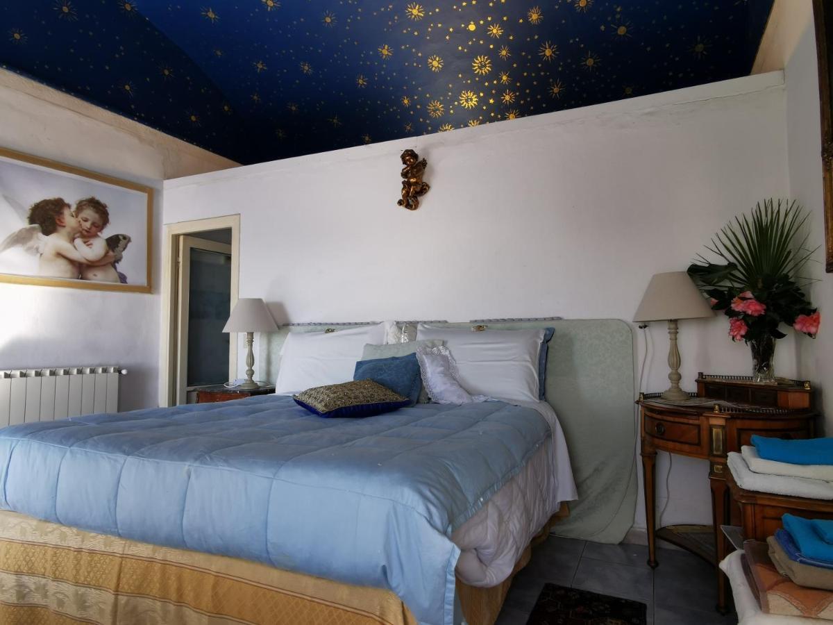 Romantic Casa Lorenzina Affittacamere Ventimiglia Exteriör bild